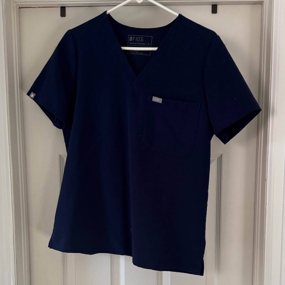 Figs Women’s Navy Blue scrub top